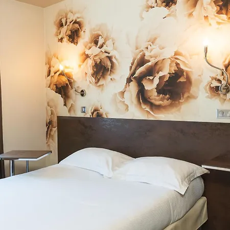 Vivaldi Hotel 3*