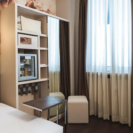 Otel Vivaldi 3*
