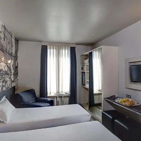 Hotel Vivaldi Puteaux