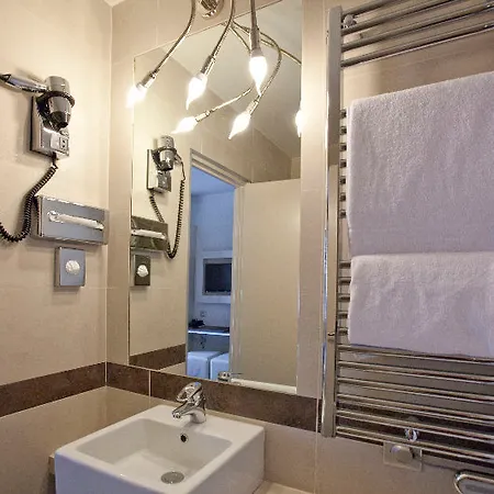 Vivaldi Otel 3*