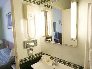 Vivaldi Otel Puteaux