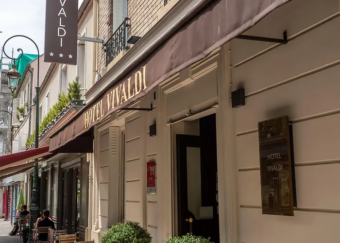 Vivaldi 호텔 3*